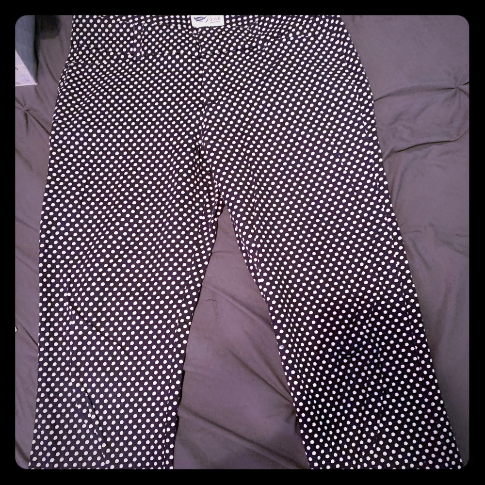 Black and white polka dot pixie pant